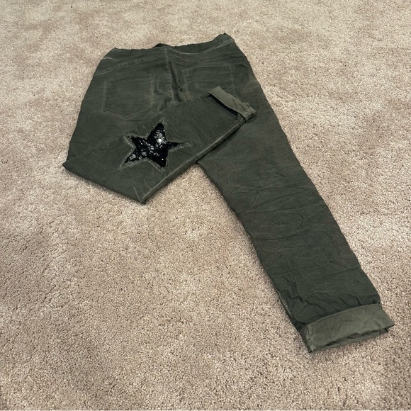 SZ:S Venti6 SEQUIN STAR CAPRI PANTS - ARMY GREEN - Picture 6 of 6
